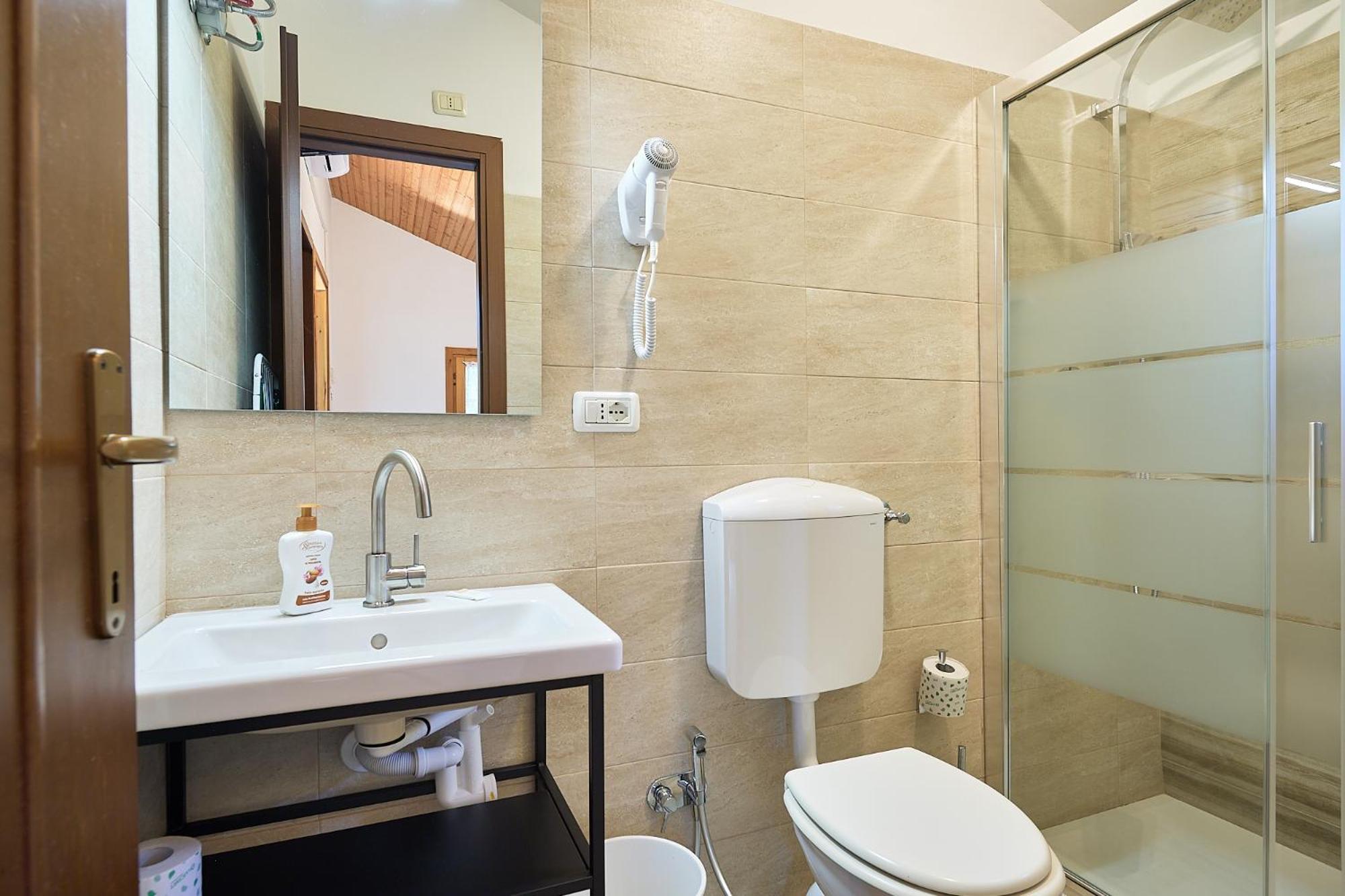 Hotel Il Paese Di Ciribì Ceriale Esterno foto