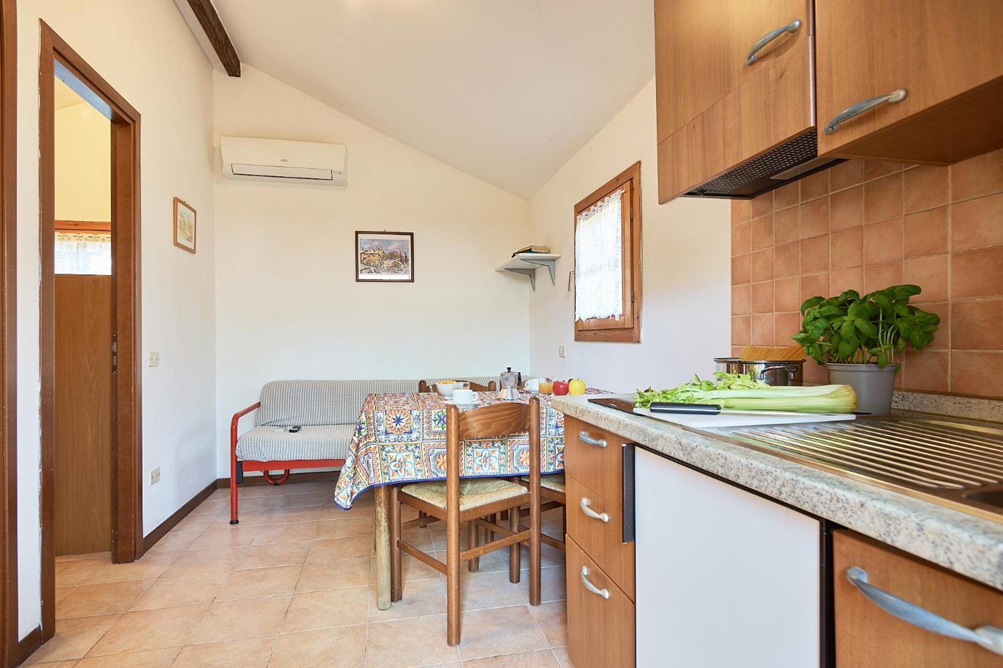 Hotel Il Paese Di Ciribì Ceriale Esterno foto